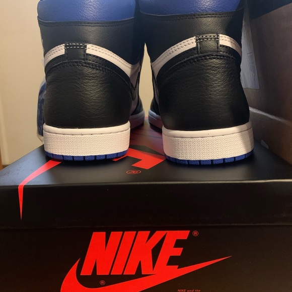 Air Jordan 1 Retro High Royal Toe sz 11.5 - Picture 4 of 5